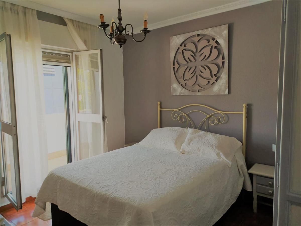 Casa Con Patio En El Centro De La Ciudad Βίλα Chiclana de la Frontera Εξωτερικό φωτογραφία